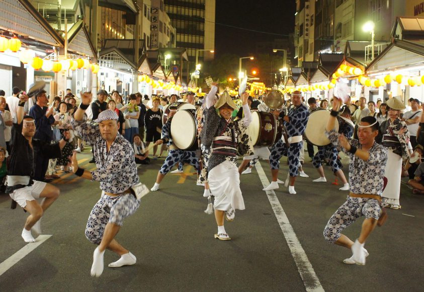 阿波踊り